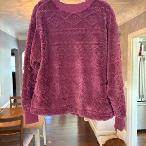 NWT Women's Dylan Sweatshirt/Sweater in Mulberry Size S